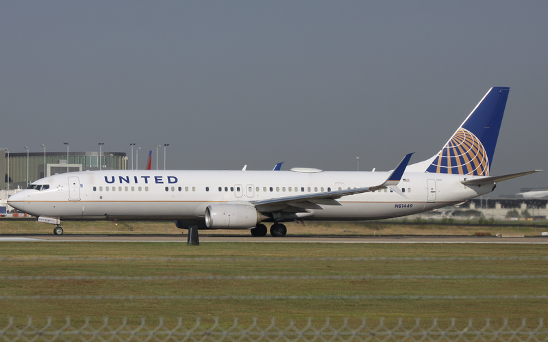 Boeing 737-900